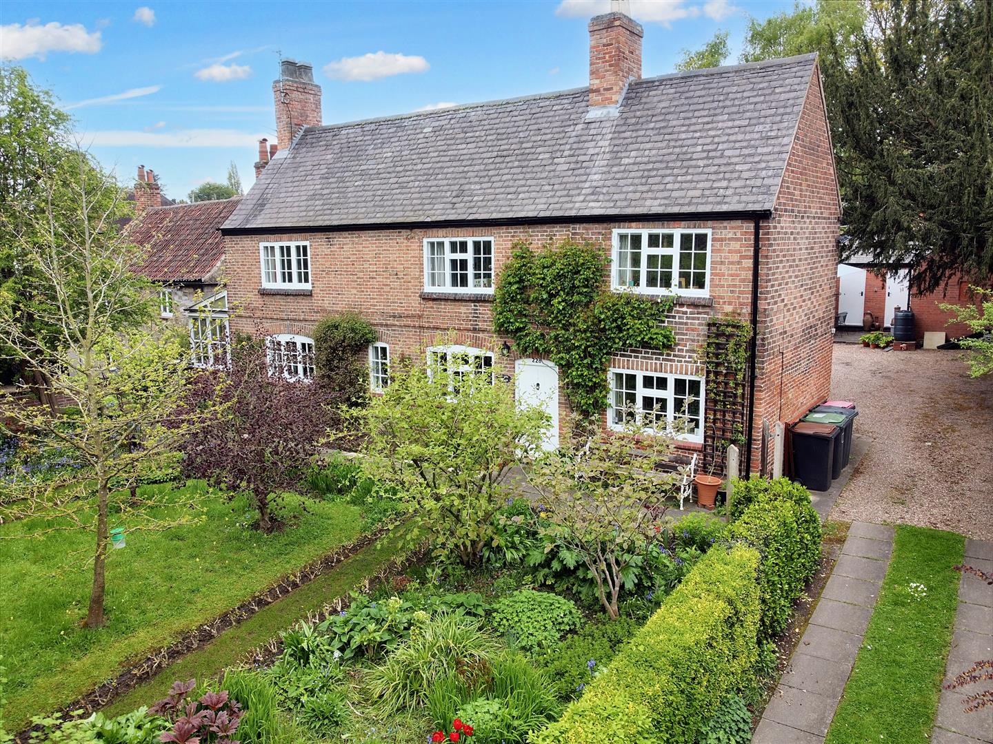 High Road, Chilwell Robert Ellis Estate Agents